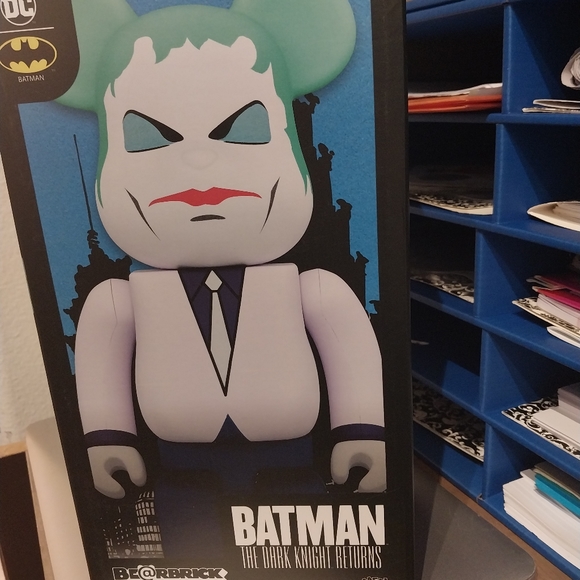 BE@RBRICK IS A UNIQUE VINYL TOY, ITS FERVENTLY DESIRED. EACH ITEM IS PRICED. ASK - Picture 15 of 16